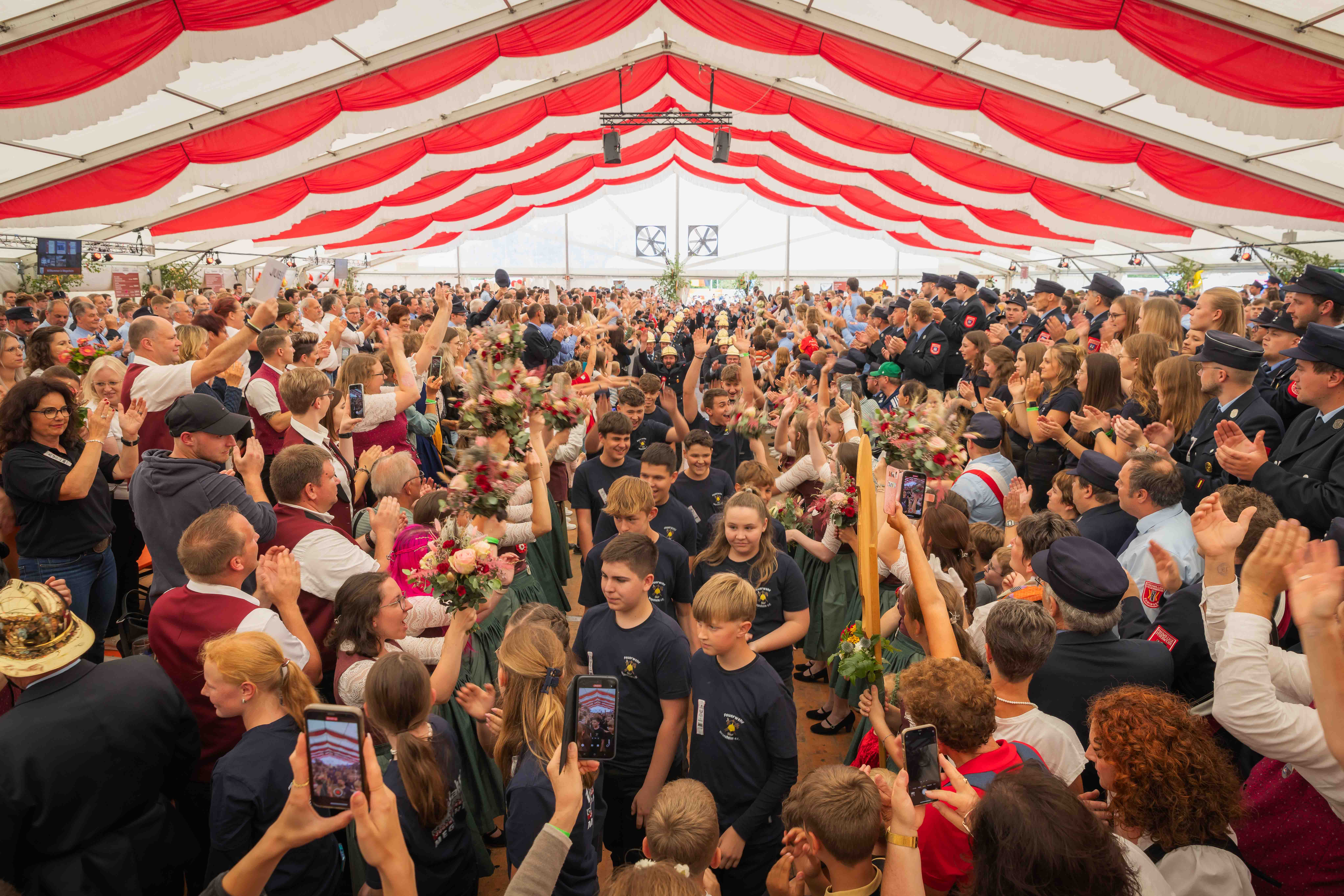 04-Festumzug-350-von-363