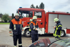 THL_Person_eingeklemmt_25102023-07